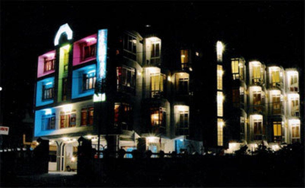 ناينيتال Hotel Arsh International المظهر الخارجي الصورة
